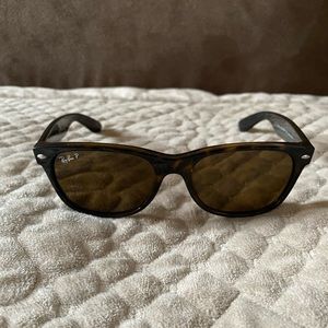Ray Ban New Wayfarer Polarized Brown Sunglasses